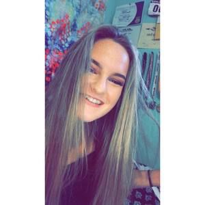 Meet your Posher, Alyssa